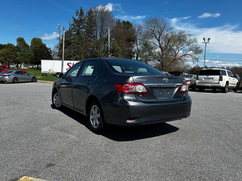Used 2011 Toyota Corolla LE image 6