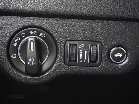 Used 2017 Chrysler 300 S w/ 300S Premium Group AWD/4WD image 19