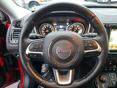 Used 2018 Jeep Compass Limited w/ Navigation Group image 28