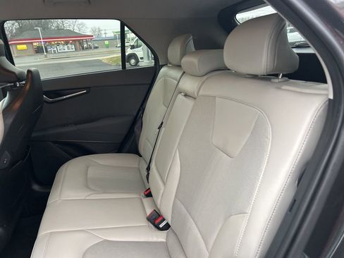 Used 2023 Kia Niro EX image 14
