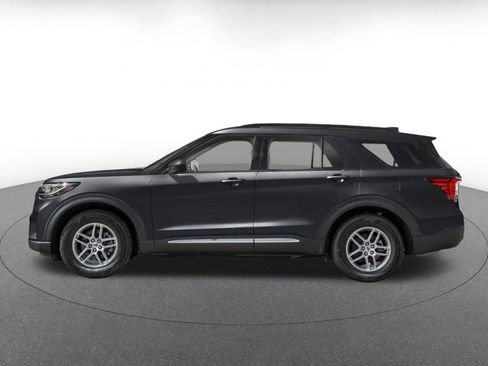 Used 2026 Ford Explorer Active RWD image 3