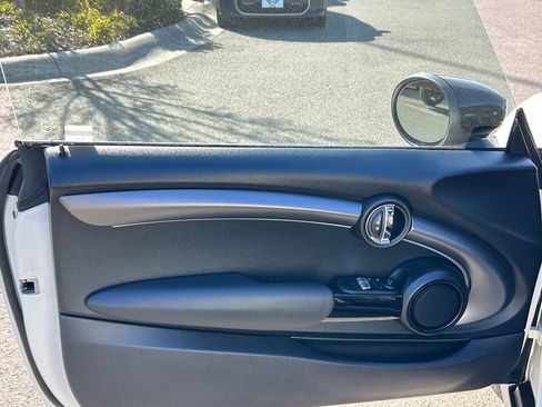 Used 2023 MINI Cooper S image 11