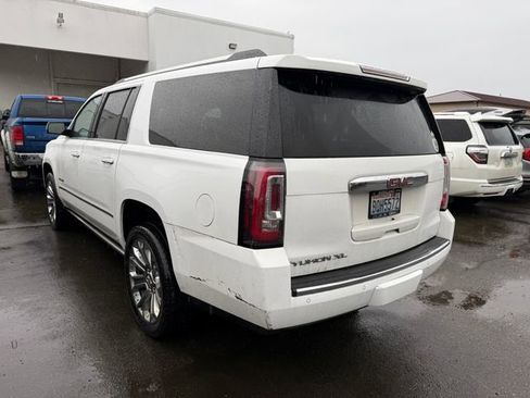 Used 2016 GMC Yukon XL Denali w/ Open Road Package image 3