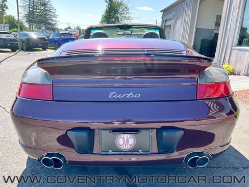 Used 2004 Porsche 911 Turbo image 8