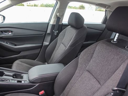 Certified 2023 Honda Accord EX image 18