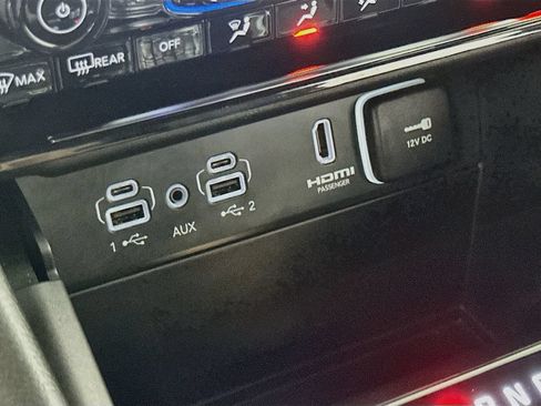 Used 2023 Jeep Grand Cherokee Trailhawk AWD/4WD image 31