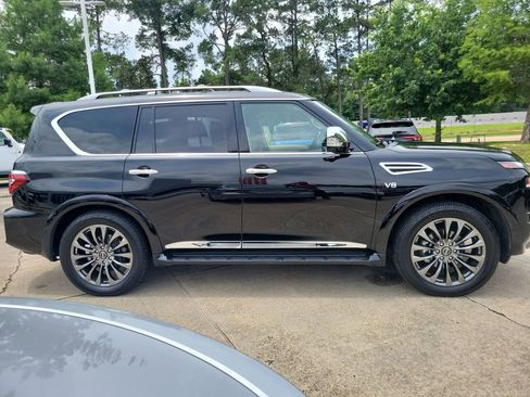Used 2021 Nissan Armada Platinum w/ Captain's Chairs Package AWD/4WD image 8