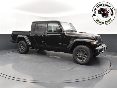 Used 2024 Jeep Gladiator Sport