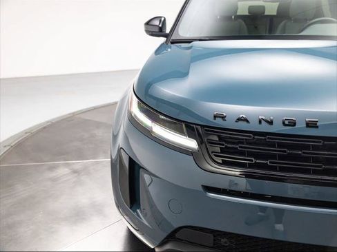 Used 2026 Land Rover Range Rover Evoque S AWD/4WD image 10