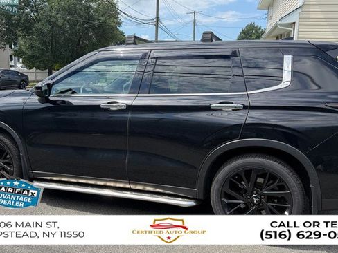 Used 2022 Mitsubishi Outlander SEL Black Edition AWD/4WD image 8