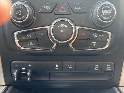 Used 2016 RAM 1500 Big Horn AWD/4WD image 19
