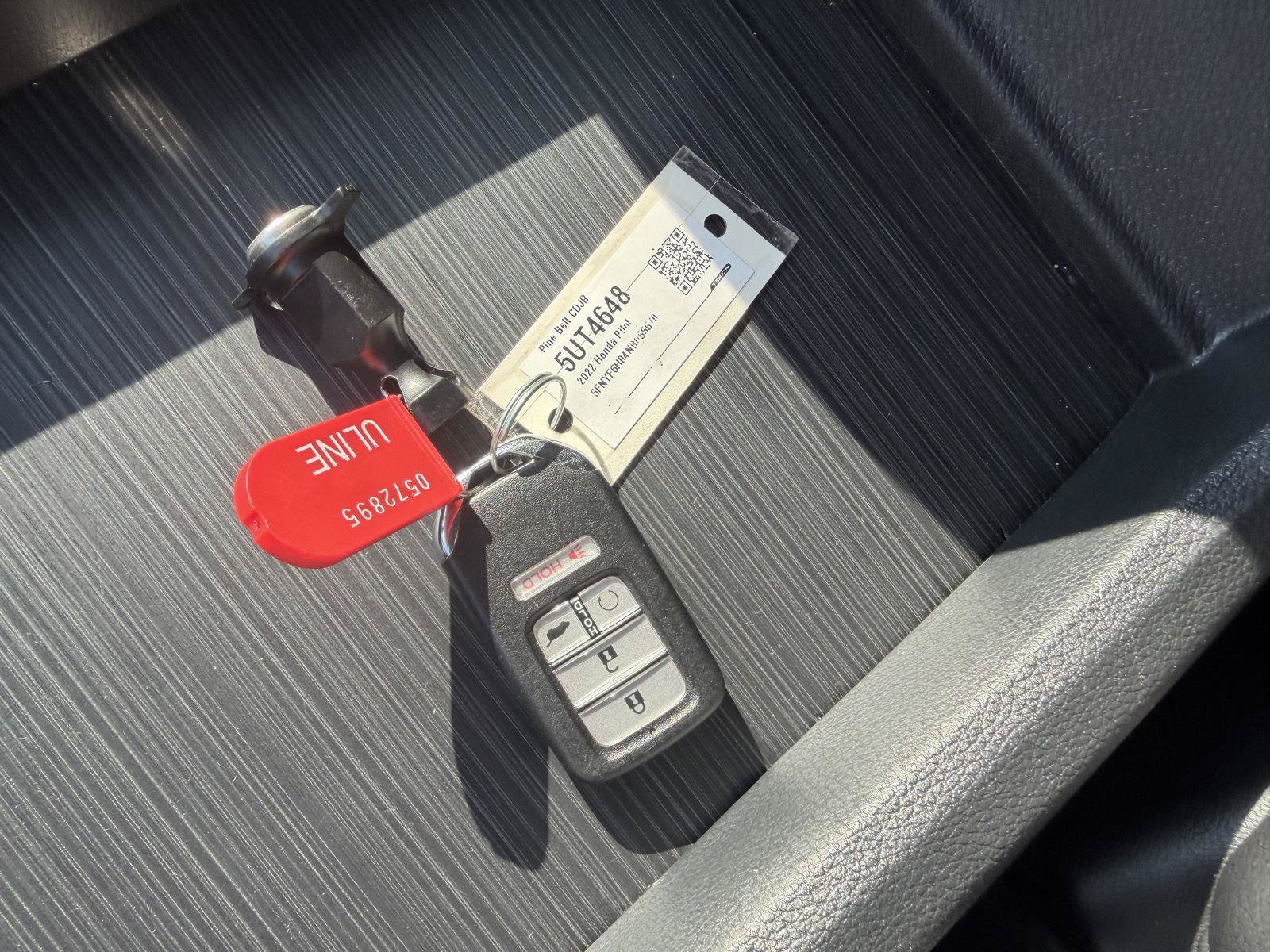 Used 2022 Honda Pilot Elite image 13