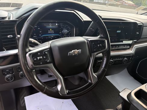 Used 2022 Chevrolet Silverado 1500 RST AWD/4WD image 20