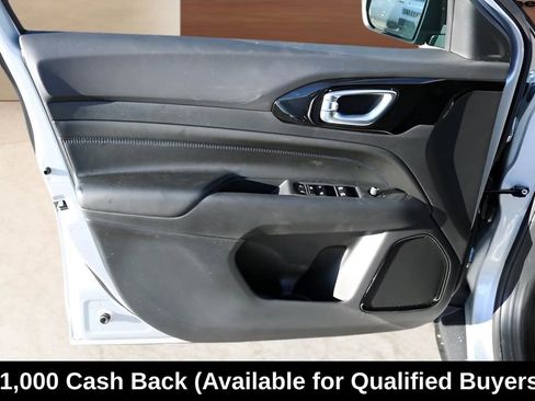 New 2026 Jeep Compass Latitude image 21