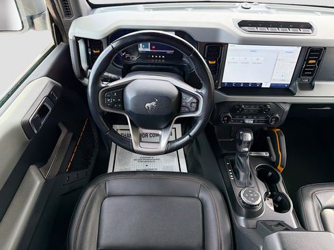 Used 2021 Ford Bronco Badlands image 15