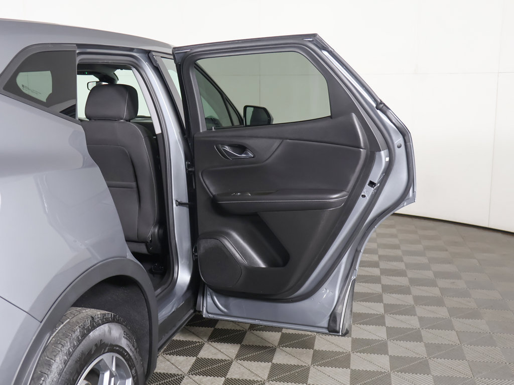 Used 2025 Chevrolet Blazer LT AWD/4WD image 20