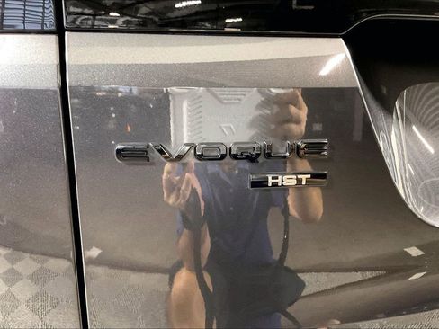 Used 2023 Land Rover Range Rover Evoque HST image 7