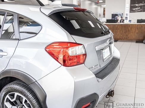 Used 2016 Subaru Crosstrek 2.0i Limited AWD/4WD image 12
