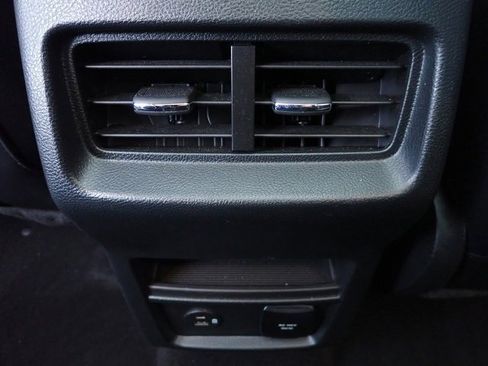 Used 2022 Ford Edge SEL w/ Convenience Package image 19