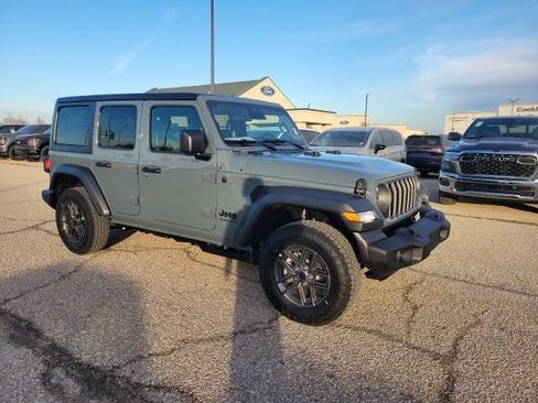 New 2026 Jeep Wrangler Sport S image 18