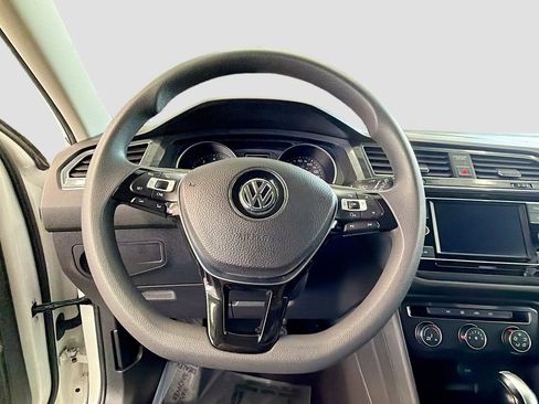 Used 2018 Volkswagen Tiguan S FWD image 14