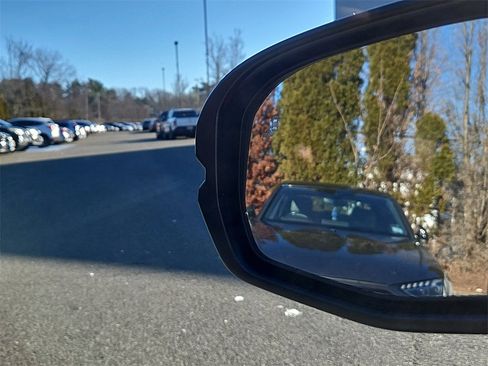 Certified 2025 Honda HR-V Sport image 18