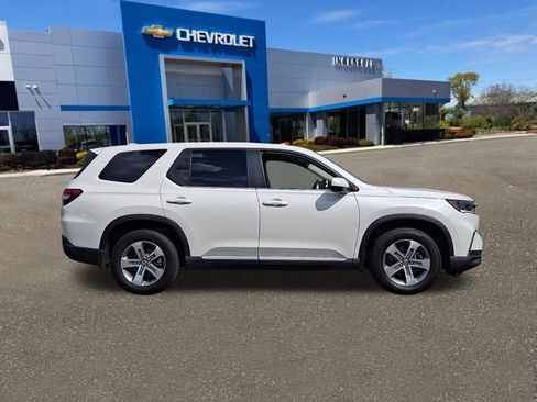 Used 2025 Honda Pilot EX-L image 25
