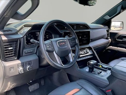 Used 2026 GMC Sierra 1500 AT4 w/ AT4 Premium Package AWD/4WD image 12