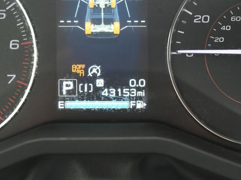 Used 2022 Subaru Crosstrek 2.5i Limited w/ Moonroof Package 2 image 14