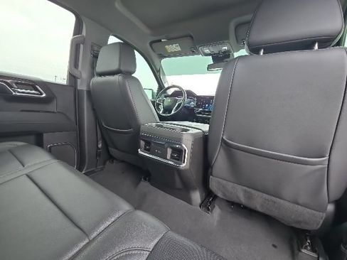 Used 2023 Chevrolet Silverado 1500 LTZ AWD/4WD image 18