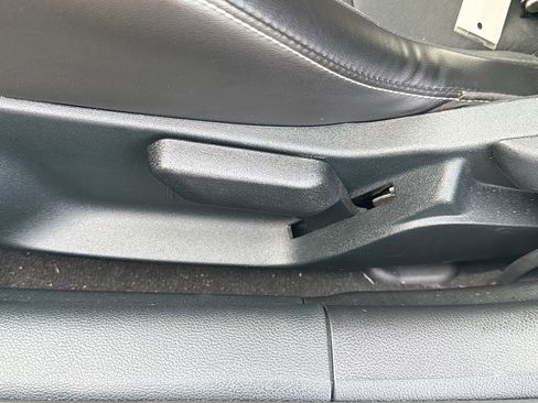 Used 2022 Ford Mustang Shelby GT500 w/ Technology Package image 19