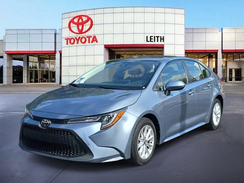 Used 2022 Toyota Corolla LE w/ LE Convenience Package image 1