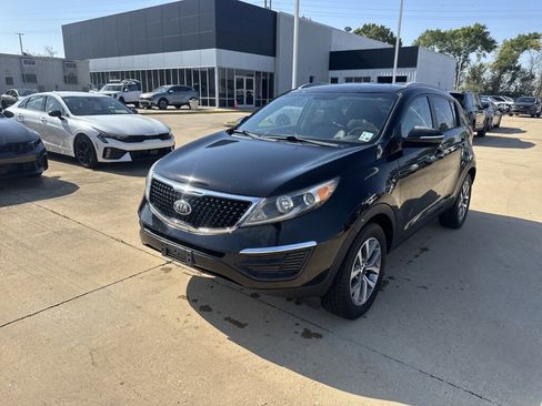 Used 2014 Kia Sportage LX image 3