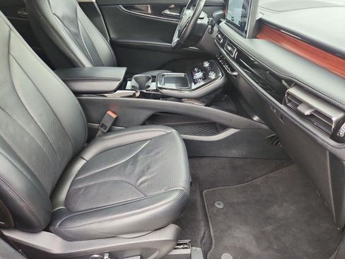 Used 2022 Lincoln Nautilus Reserve FWD image 28