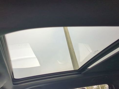 Used 2022 Jeep Compass Limited w/ (RED) Package image 20