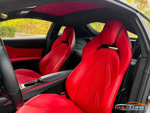 Used 2018 Ferrari 812 Superfast RWD image 20