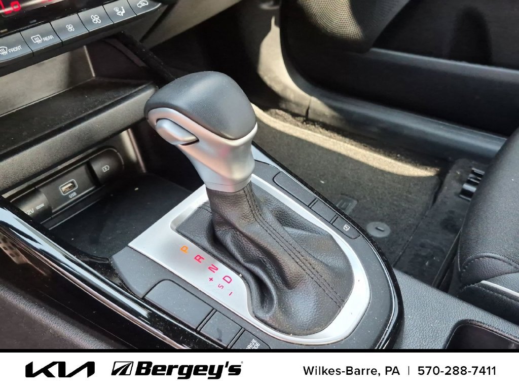 Certified 2024 Kia Forte GT-Line FWD image 22