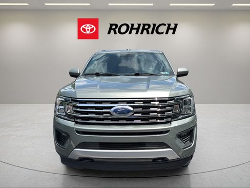 Used 2019 Ford Expedition XLT AWD/4WD image 2