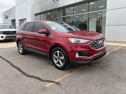 Used 2019 Ford Edge SEL w/ Equipment Group 201A AWD/4WD image 38