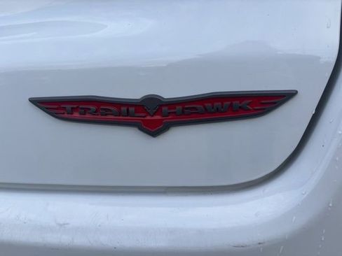 Used 2023 Jeep Compass Trailhawk image 15