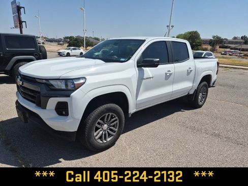 Used 2024 Chevrolet Colorado LT w/ LT Convenience Package II RWD image 3