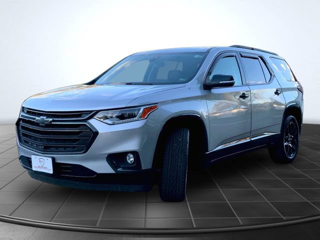 Used 2021 Chevrolet Traverse Premier w/ Redline Edition AWD/4WD image 4