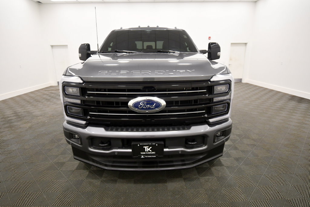 Used 2025 Ford F350 Platinum w/ FX4 Off-Road Package AWD/4WD image 11