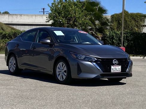 Used 2025 Nissan Sentra S image 44