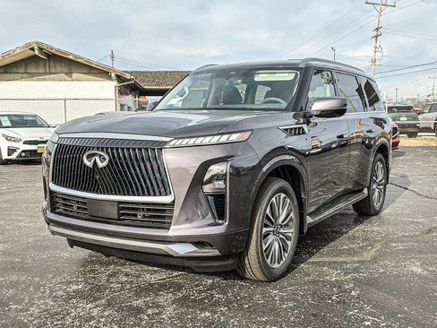 New 2026 INFINITI QX80 Luxe AWD/4WD image 3