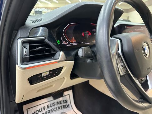 Used 2019 BMW 330i xDrive Sedan w/ Driving Assistance Package image 16