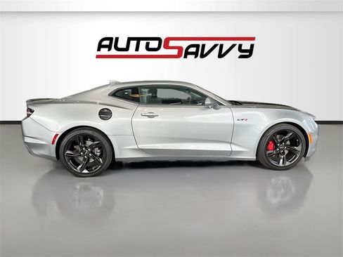 Used 2023 Chevrolet Camaro LT w/ RS Package image 8