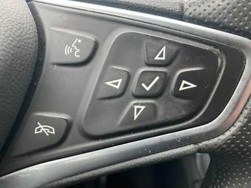 Used 2022 Chevrolet Malibu LS image 37