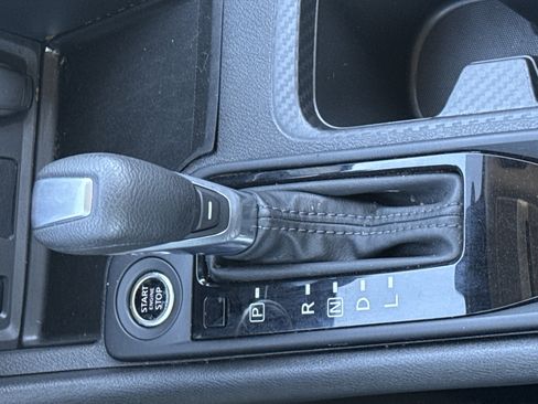 Used 2025 Nissan Sentra S image 37