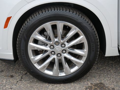 Used 2020 Cadillac XT6 Premium Luxury image 15